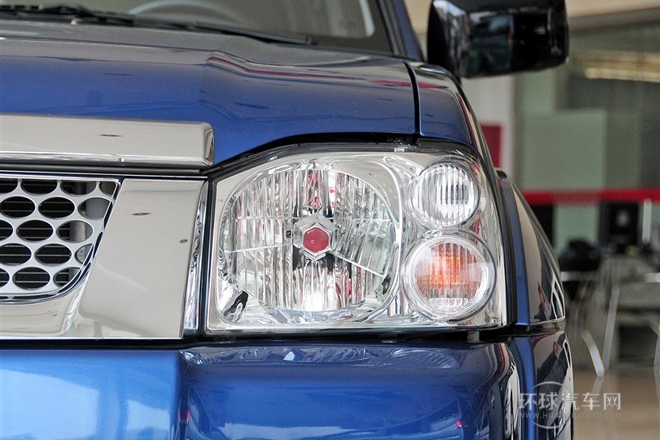 2013款 2.4L 四驱豪华型 国V