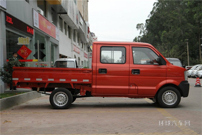 2011款 1.3L基本型有护栏