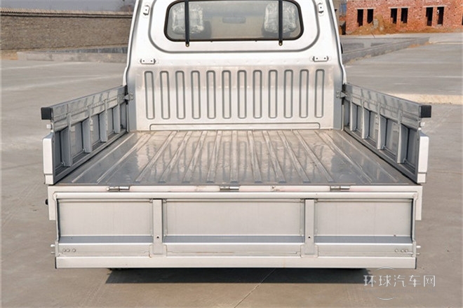 2011款 1.3L基本型无护栏