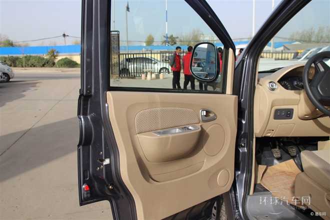 2013款 1.5L标准型