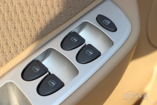 2013款 1.5L豪华型