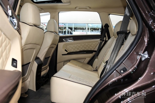 2013款 1.8T 自动两驱智尊版