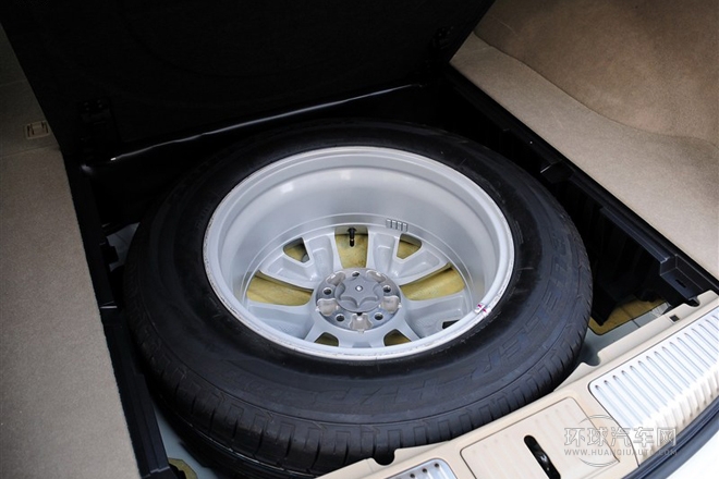 2013款 3.5L CVT 荣耀版