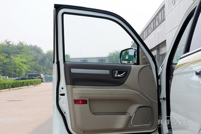 2012款 2.4L 手动两驱舒适型