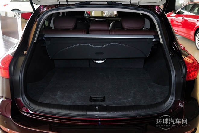 2013款 2.5L 两驱尊雅版