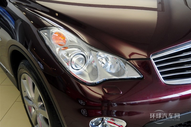 2013款 2.5L 两驱尊雅版