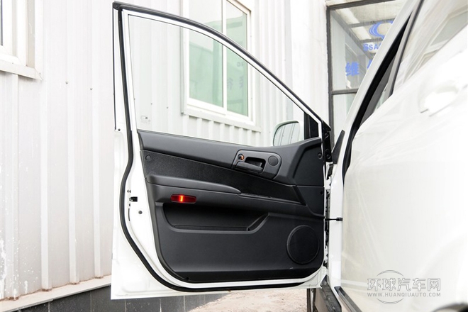 2014款 2.0T 两驱自动精英柴油版