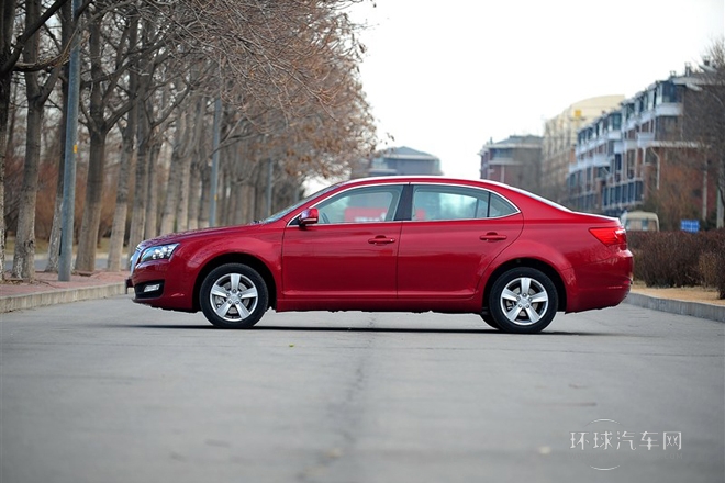 2013款 2.0L 手动舒适型
