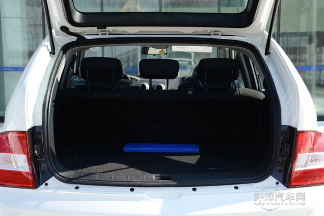 2014款 2.3L 两驱手动进取汽油版