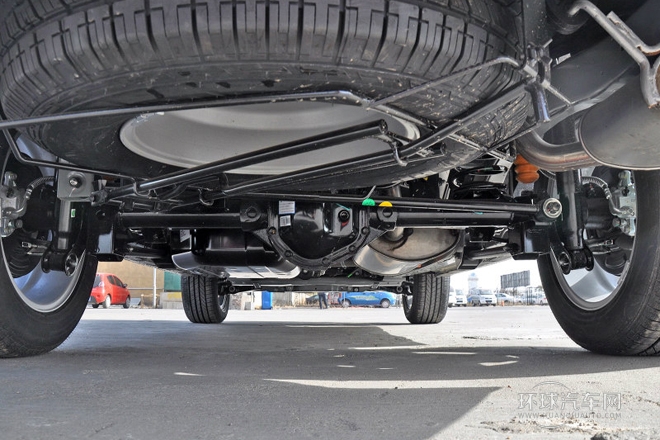 2013款 1.8T 4WD 自动行政版