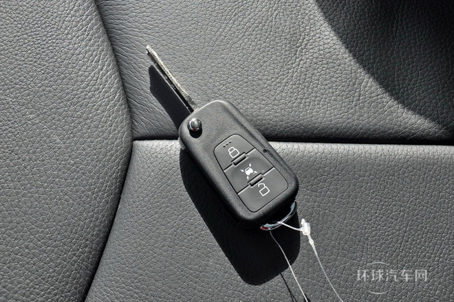 2013款 1.8T 4WD 自动行政版