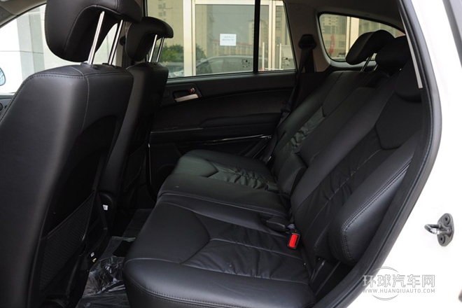 2011款 2.0T 两驱豪华导航版