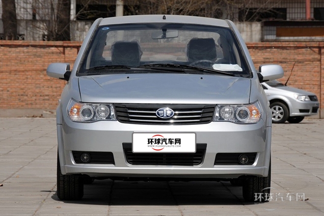 2011款 三厢 1.5L 手动精英型