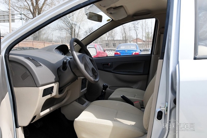 2011款 三厢 1.5L 手动舒适型