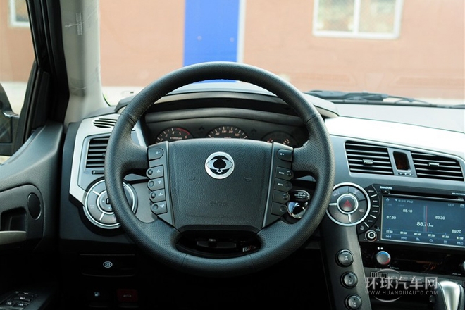 2011款 2.0T 四驱豪华导航版