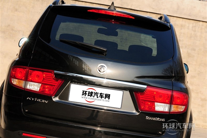 2011款 2.0T 四驱豪华导航版