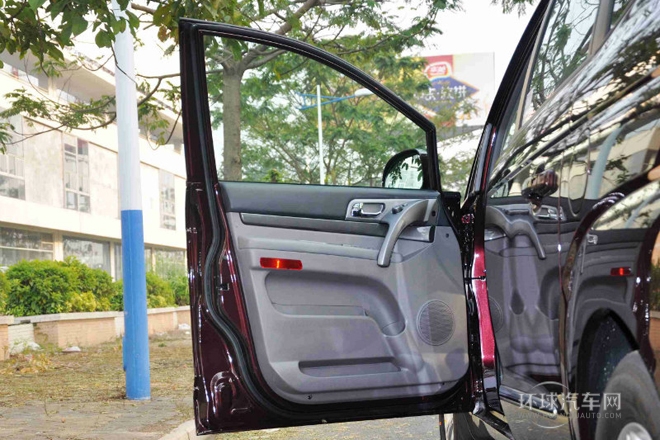 2014款 2.0T 柴油两驱精英导航版