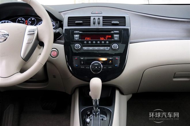 2011款 1.6L CVT豪华型