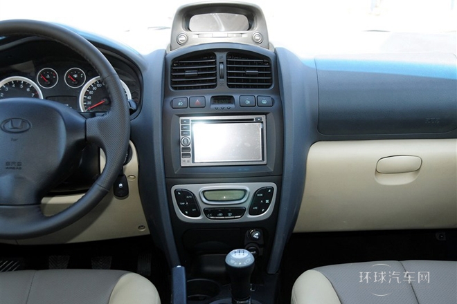2013款 1.8T 手动两驱导航版