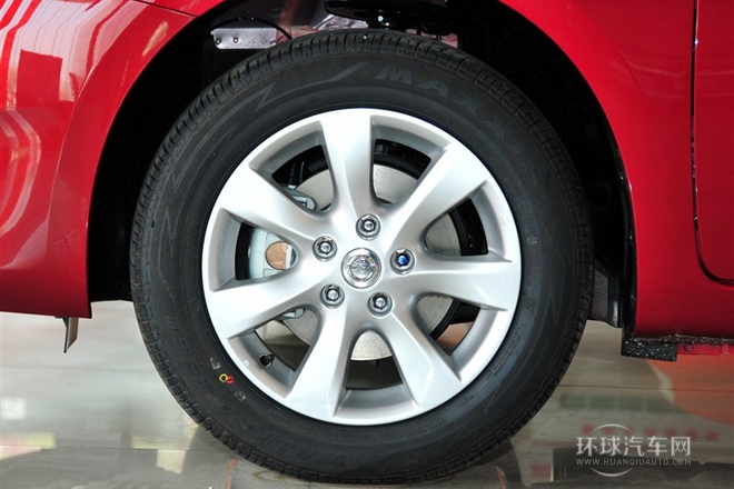 2011款 1.6L CVT舒适型