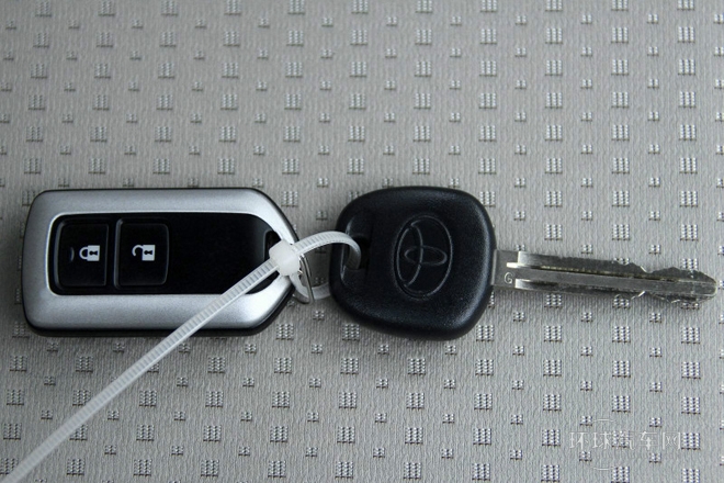 2011款 1.6E 手动魅动版