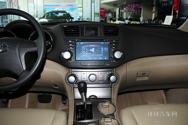 2013款 2.7L 两驱5座紫金版