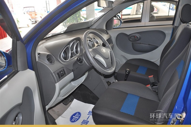 2012款 CROSS 1.3L AMT旗舰型