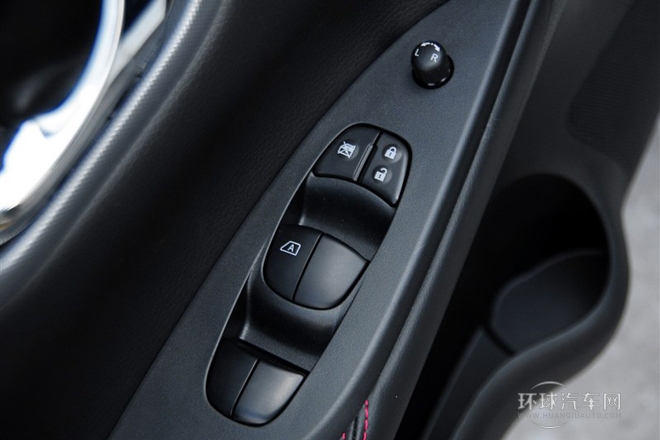 2011款 1.6T M-CVT炫动版
