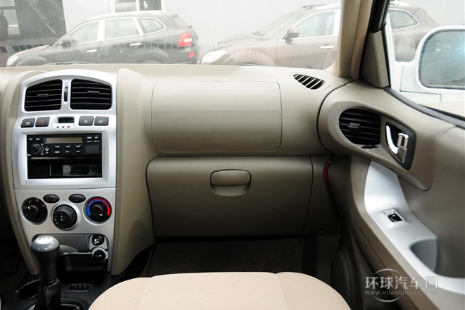 2012款 2.0L 手动两驱舒适型