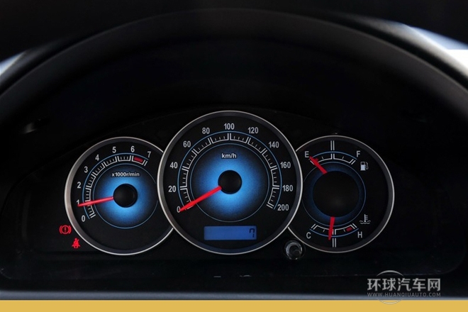 2013款 1.5L 手动进取型 国IV