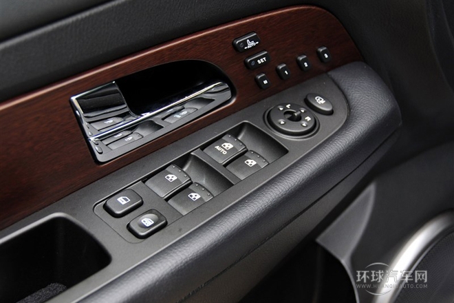 2014款 2.7T 四驱豪华导航版5座