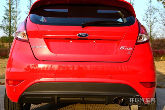2013款 两厢 1.5L 自动运动型