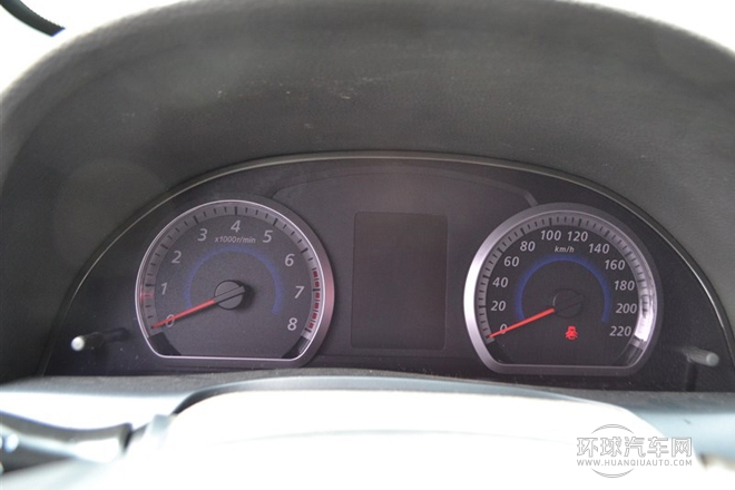 2014款 1.5L 手动尊贵型