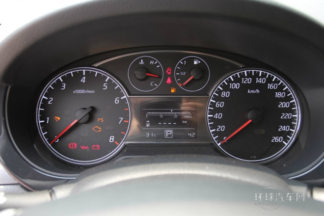 2011款 1.6T 手动致酷版
