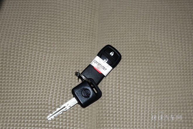 2013款 1.6XE CVT舒适版