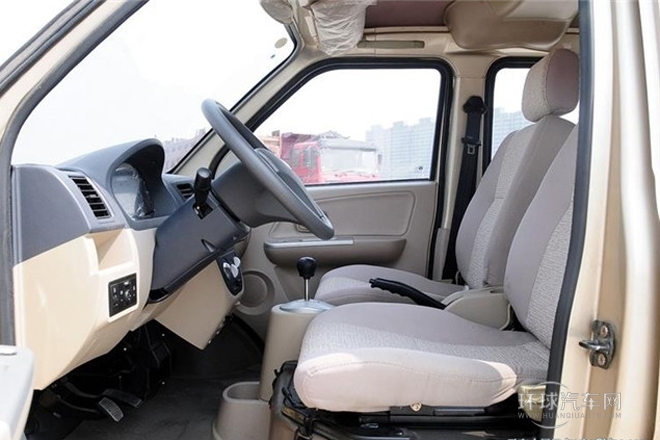 2014款 1.2L超值版厢货 基本型A12京V（两座）