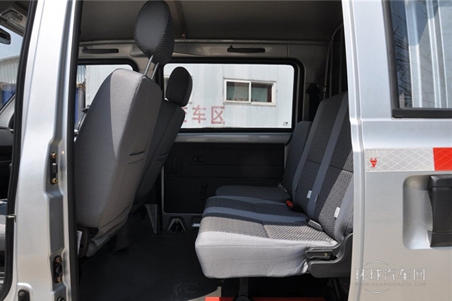 2014款 1.2L超值版厢货 基本型 助力A12京V（五座）