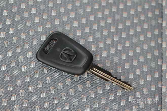 2014款 1.2L超值版厢货 舒适型A12京V（两座）