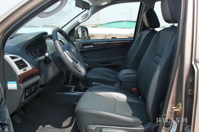 2012款 2.8T柴油四驱基本型