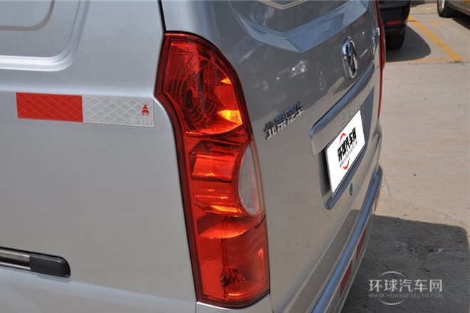 2014款 1.2L超值版厢货 舒适型A12京V（五座）