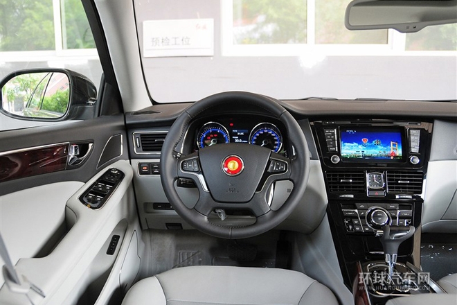2013款 3.0L 尊贵型