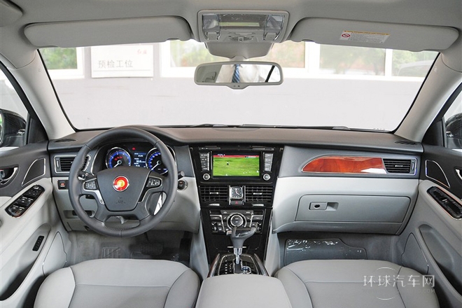 2013款 3.0L 尊贵型