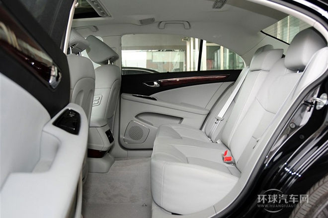 2013款 3.0L 豪华型