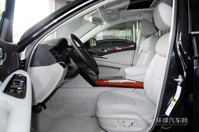 2013款 3.0L 豪华型