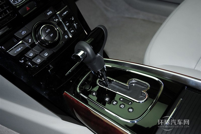 2013款 2.0T 尊贵型