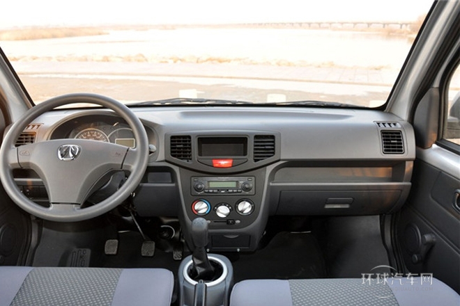 2014款 1.2L标准型A12