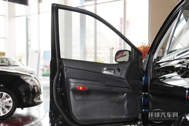 2013款 1.8T 4WD 自动豪域版