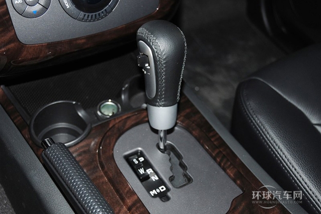 2013款 1.8T 4WD 自动豪域版