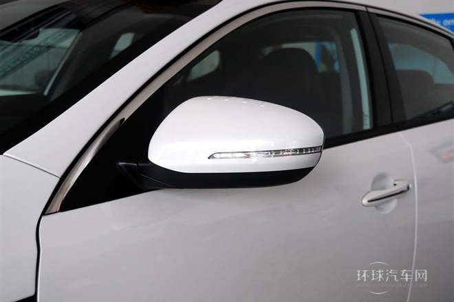 2013款 2.0L Hybrid