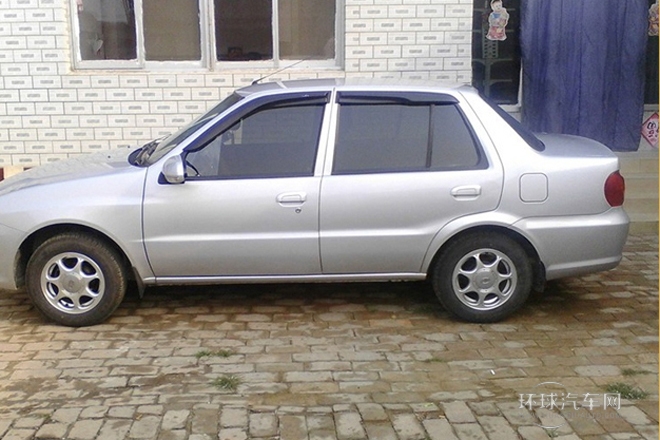 2012款 N3 1.0L 三厢舒适型